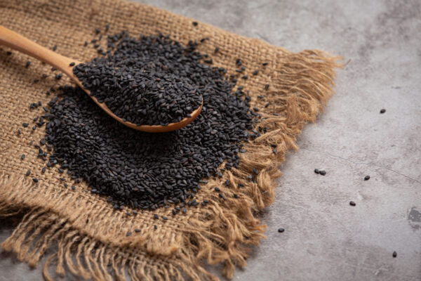 Kalwanji (Nigella Seeds).